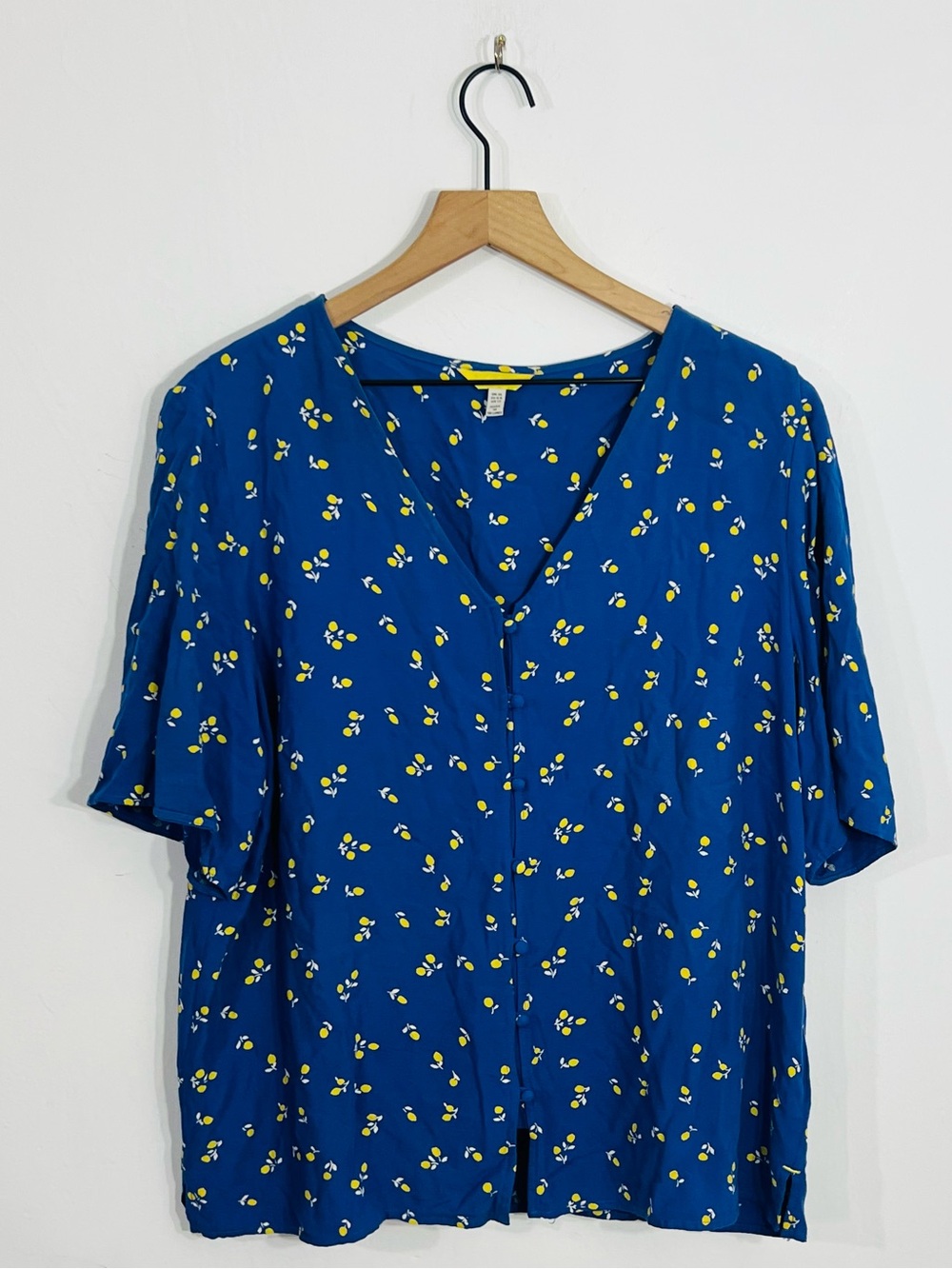 Joules Size 12 Blue Button Front V Neck Blouse With Lemons Classic Girly Top